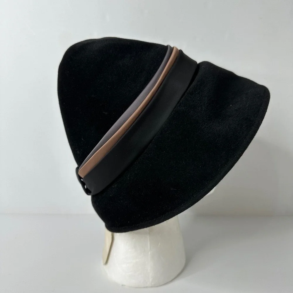 Vintage Parks-Belk Black Genuine Velour Fur Cloche Hat Union Made Size 22 Bow‎